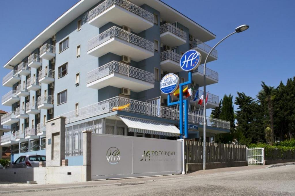 Hotel President San Benedetto del Tronto Extérieur photo